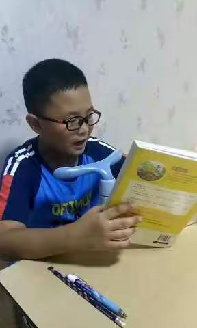 刘铠源丰富多彩的暑假生活