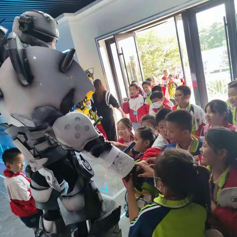 参观科技馆，放飞科技梦