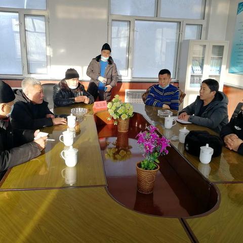 十八站局纪委与塔河县纪委监委同行动 打响疫情防控阻击战