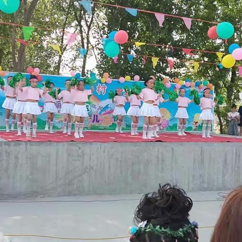 韩村小学及附属幼儿园欢庆六一文艺汇演