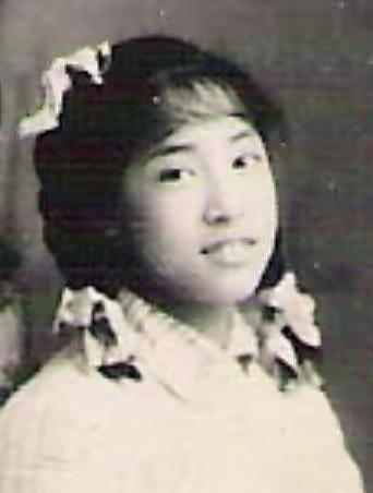 艳玲个人黑白照片集，1958—2001