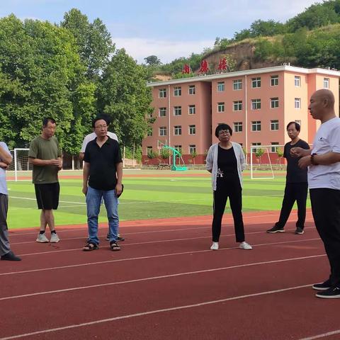 凝心聚力广植行动                                    善始善终阳光自信