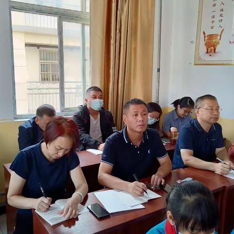 磨砺成长，初绽光芒—香山街小学开展2022年新教师亮相课活动