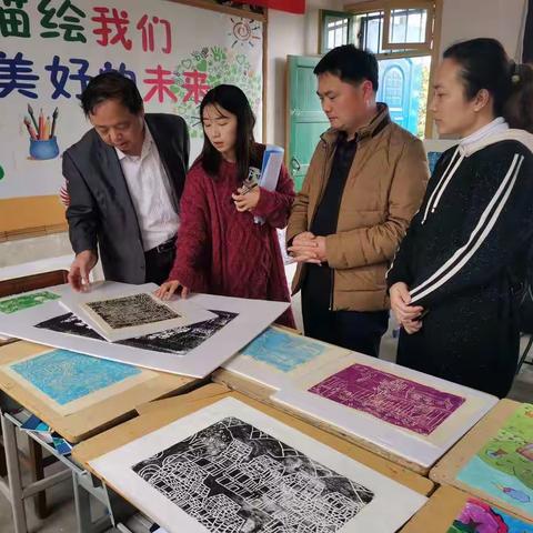 “柳州市农村中小学杨丹美术名师工作室”杨丹老师带队入村校进行美术教学工作交流指导
