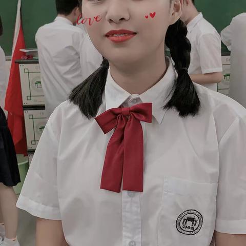 女儿第一次离家，第一次住校，开启了她与全省各市县学霸们为队的生活