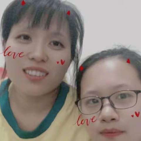 辛小感恩母亲节----我与母亲的合影