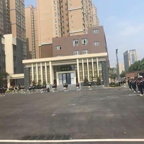翟庄小学“新教育，新课改”洛阳之行