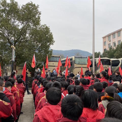 探秘“魔幻菇林”，开启研学之旅——老竹民族学校四年级师生百兴菇业一日行