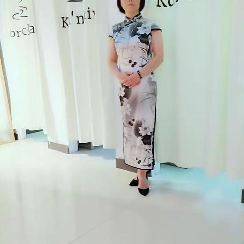 南方有佳人，一顾倾人城