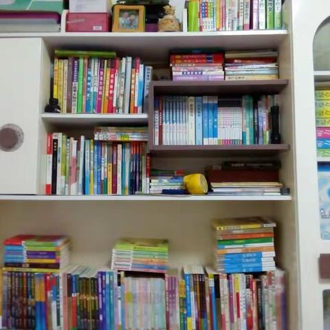 鸦鸿桥镇河西小学六（4）班王伟硕书香家庭评选—《我与书为伴》