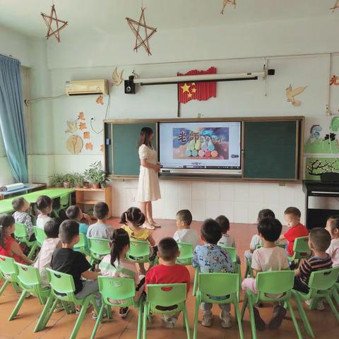 暖暖教师情，浓浓中秋意                                        ---东夏中心幼儿园双节主题活动