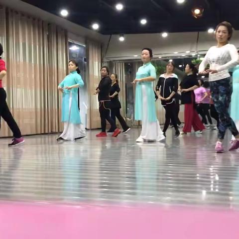 2020年健身房学习舞蹈汇集