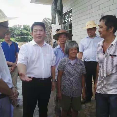 我市各帮扶责任单位中秋佳节开展慰问和帮扶贫困户