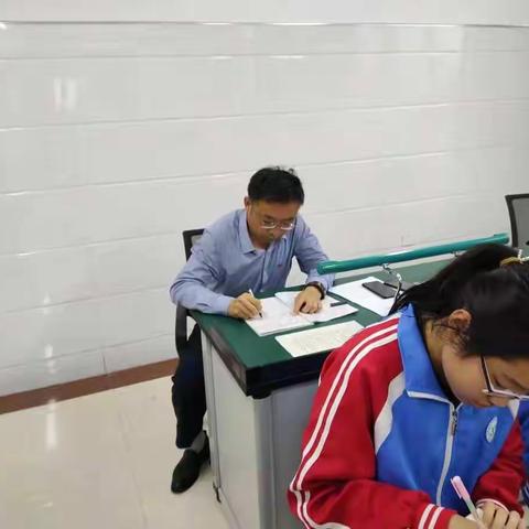 凭轩望秋雨，教研无止境