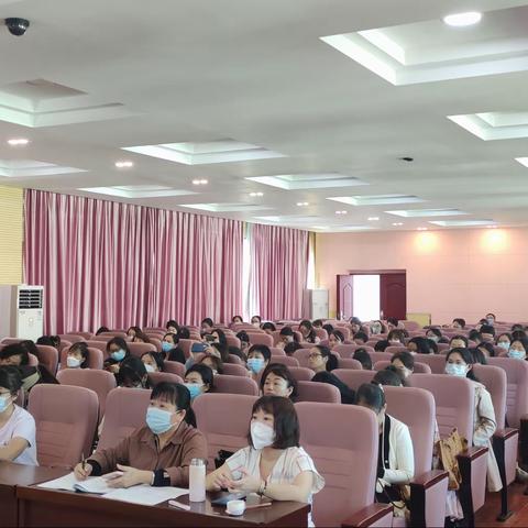 春风得意启新程  策马扬鞭谱新章——记2022-2023学年度第二学期三亚市初中英语教研工作会议