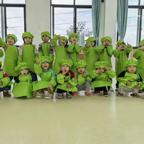 三家镇中心幼儿园红草分园“开开心心包饺子 欢欢喜喜庆元旦”活动