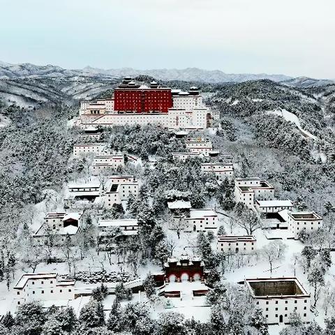 古建遇春雪——快乐的生日之旅