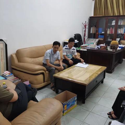 区机关事务管理局约谈区第二办公区物业管理方