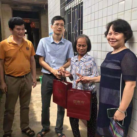 月满中秋 情暖人心——区机关事务管理局开展中秋慰问活动