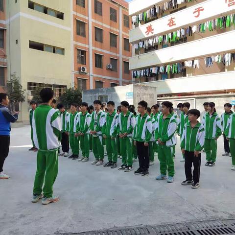 骨干送教        梅中受益