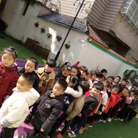 学习雷锋好榜样，传承雷锋精神