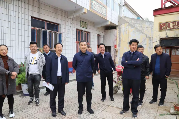 邱县开展全县农村人居环境整治工作观摩活动