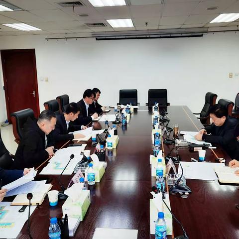 集团召开汉城湖实业公司相关问题专题会议