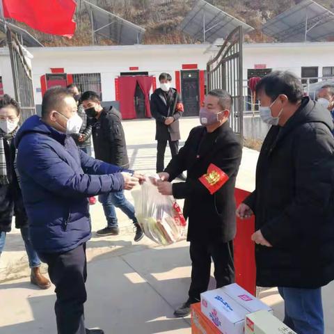 脱贫攻坚【2020】我们奋力冲刺（3）石卫平董事长赴东山村检查督导疫情防控工作并看望慰问疫情防控人员