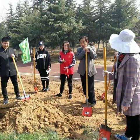 植下幸福树 福泽后来人