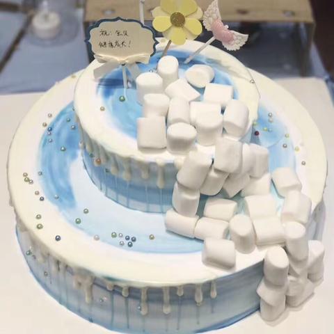你是爱，是暖，是希望，你是人间的四月天，生日快乐🎂