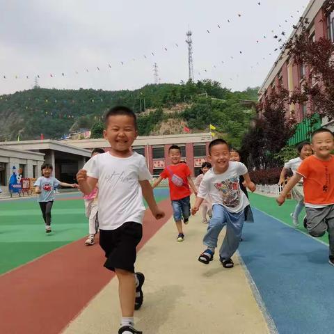 【砥砺十年 奠基未来】宝塔区第七幼儿园2021学前教育宣传系列活动（教师篇）不忘初心，不负韶华