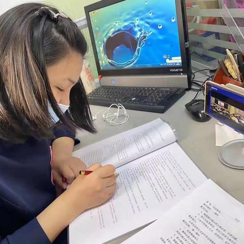 示范课例引领，提升教学质量