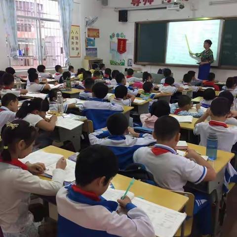 海口市龙峰实验小学第10周三年级常规检查情况反馈