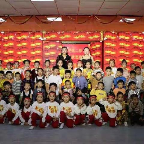 平煤二幼大二班2021元旦亲子联谊会