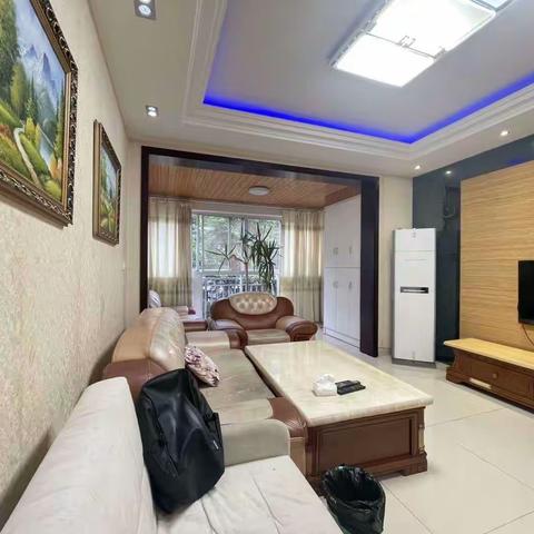 ⭐️🔑万达东站旁，57.8万阳光现代城黄金楼层精装3-2-2，产权108，实际120。老证。v61234