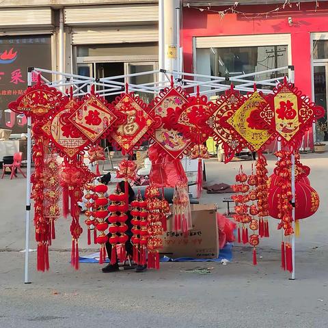 赶年集备年货·走近费县石井
