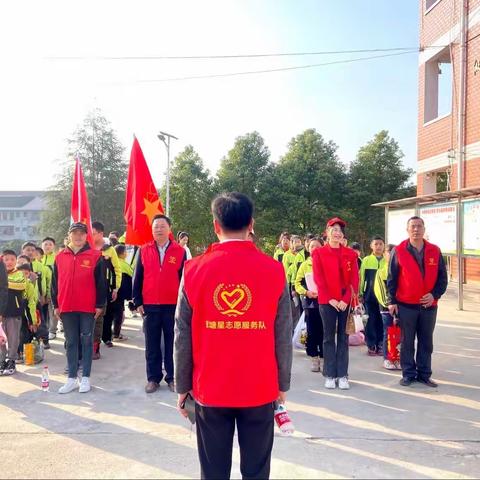 驿路梨花处处开，雷锋精神代代传———苏新工贸区明德小学学雷锋活动