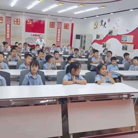 走进小学，感悟成长——玉泉金色童年幼儿园参观小学活动