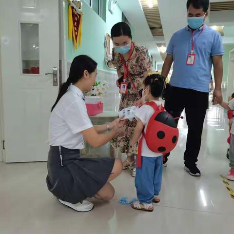 “初秋相见❤️萌娃来袭”——兰陵县第四幼儿园豆二班入园第一天🎉