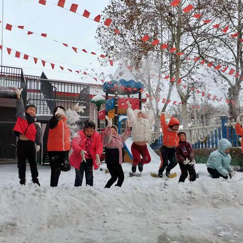 冬天该有的样子《玩雪乐》———马桥镇陈庄幼儿园