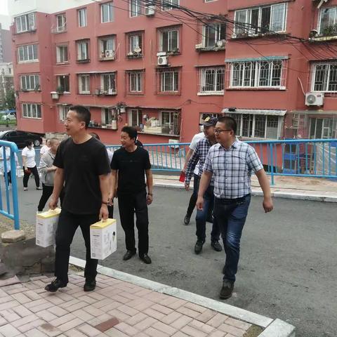 【庆祝建党100周年】市退役军人事务局副局长季宏良走访慰问东洲区退役困难军人