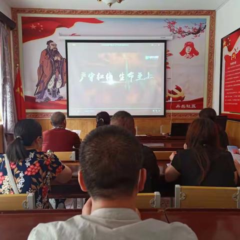 丹乐社区工会联合会开展“安全生产月”宣传活动