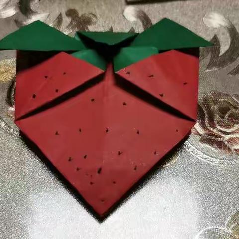 丰富多彩的“宅家”生活——范屹彬