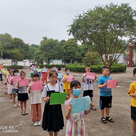 开心测试无纸笔 快乐闯关助成长———潁回镇谭兆回民中心小学一、二年级无纸笔测试纪实