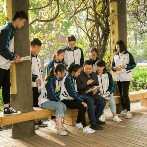 学校承包责任剪影