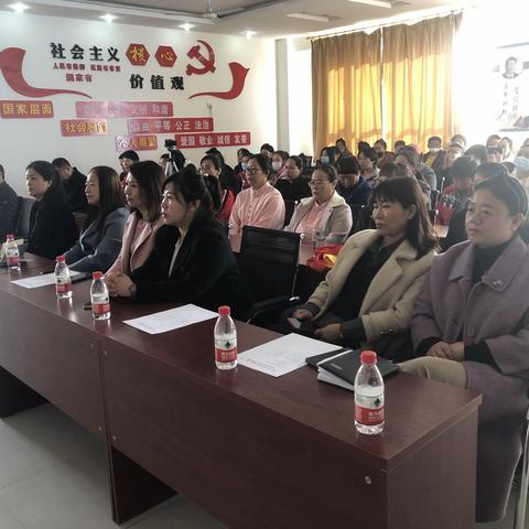 策马扬鞭自奋蹄 砥砺前行谱新篇——临江小学“新时代以校为本的‘四自’办学理念”课题开题会