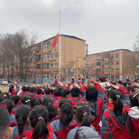 侯马市零六学校开学第一课活动