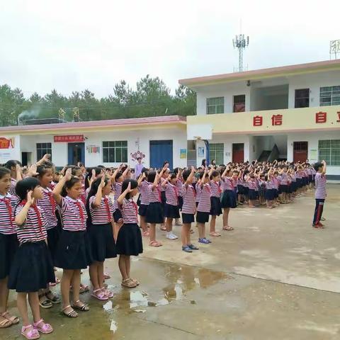 学法知法守法，做遵纪守法的小公民。记靖石乡靖东小学法制进校园活动纪实。