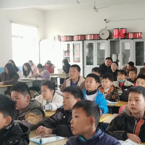 三尺讲台展风采，赛课磨砺促花开——玉皇庙乡第一小学春季赛课活动