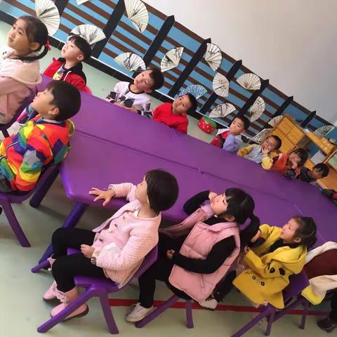 姝含国学幼儿园大班生活主题《小小设计师》